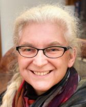 Suzan van der Lee